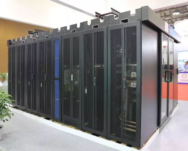 众赢国际版一体化数据中心机房